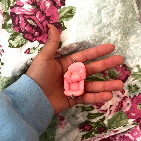 Unique earring bundle - Picture 2 of 7